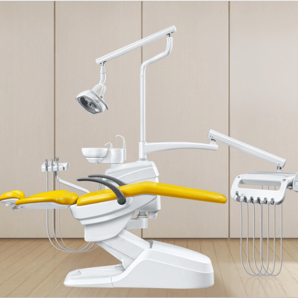 Fauteuil dentaire DENTELITE Pro modèle SL 900 en position allongée dans un cabinet dentaire